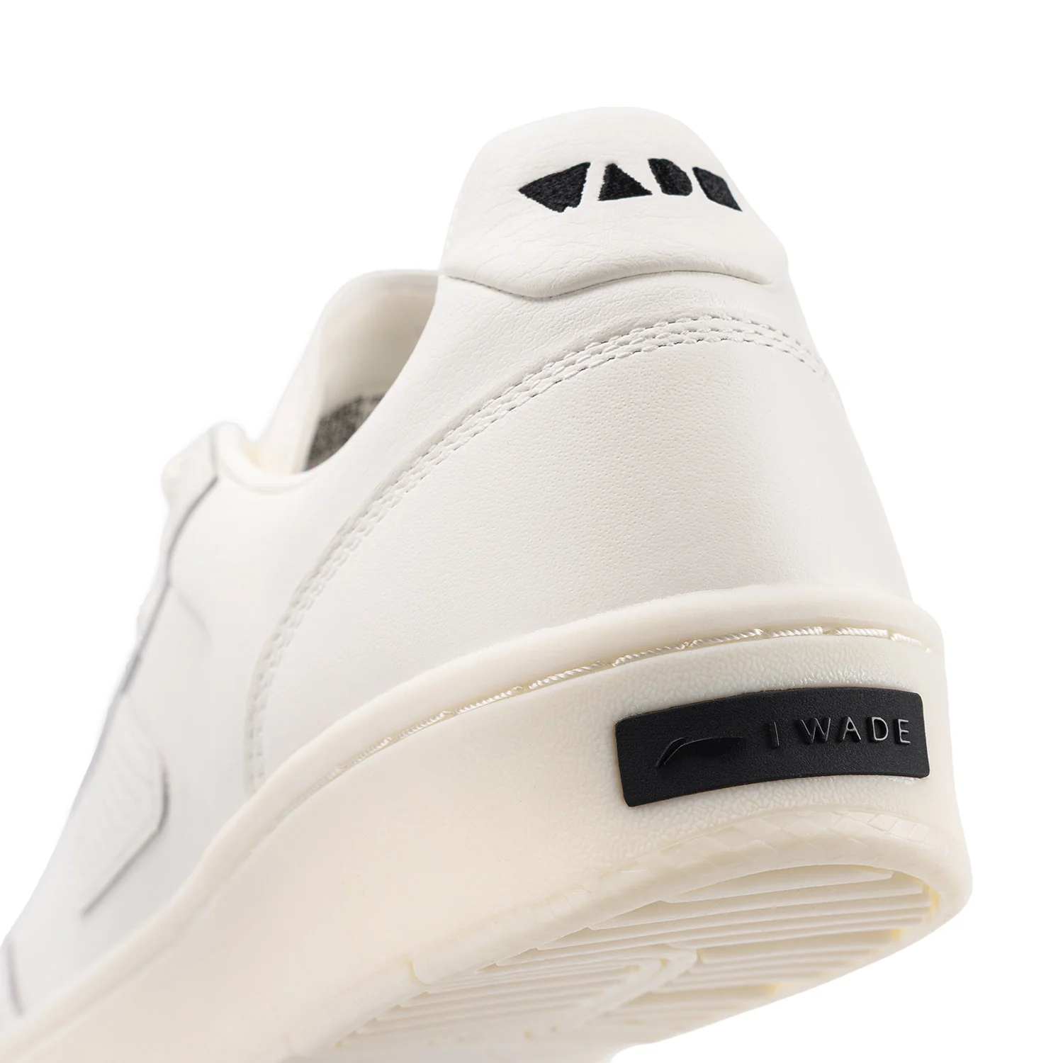 Wade County "Triple White" - Image 13